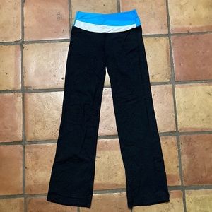 Lululemon black yoga pants